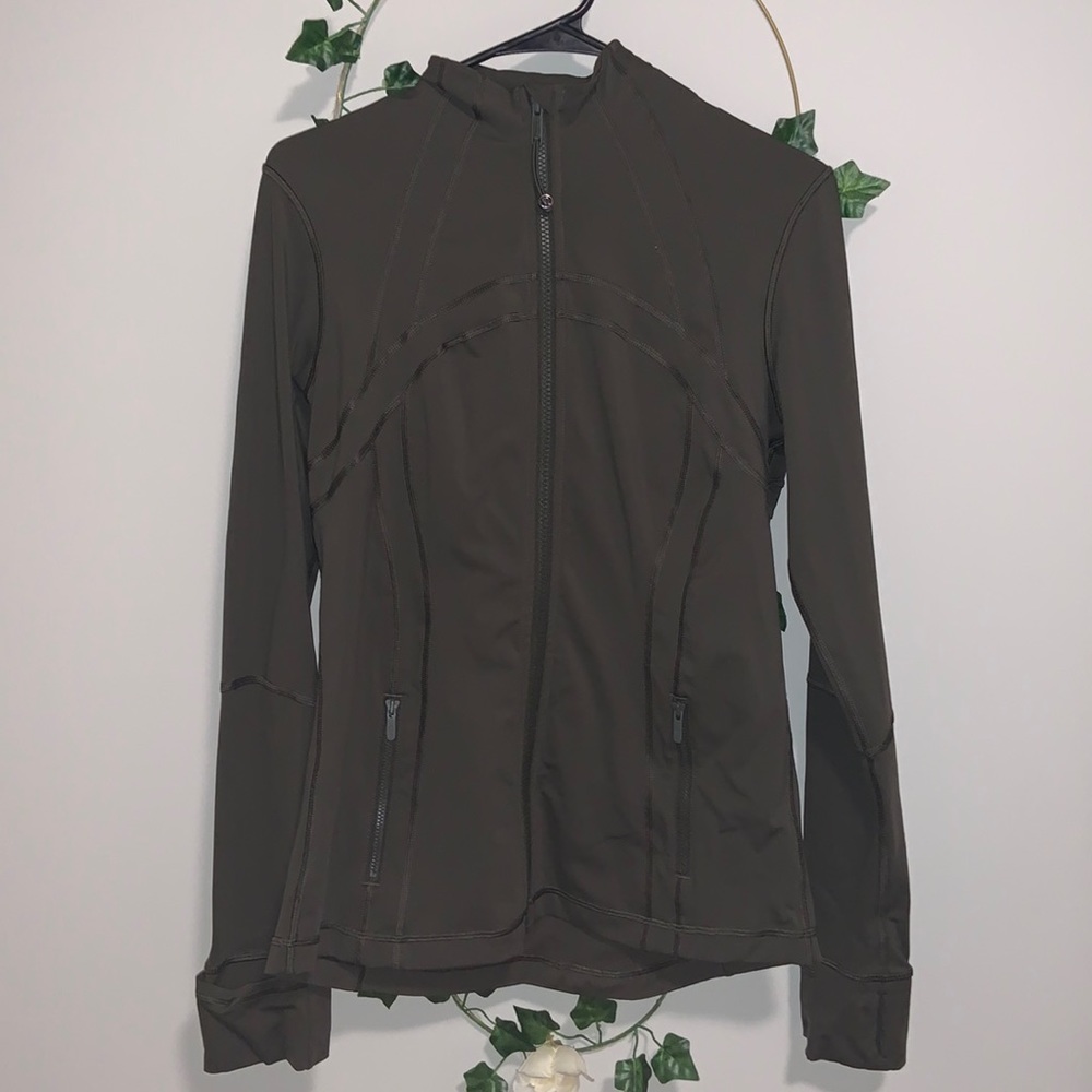 Lulu lemon olive athletic jacket , size 10 good condition